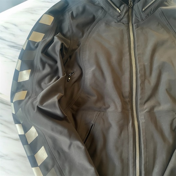 Lululemon Feelin' Frosty Softshell *Insulated    Black Size 4 - Picture 7 of 13